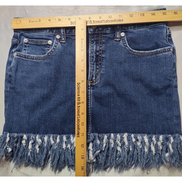 TULAROSA AUBREY Women Size 27 St. Kitts Blue Denim 14"  Fringe Mini Skirt - Picture 3 of 12